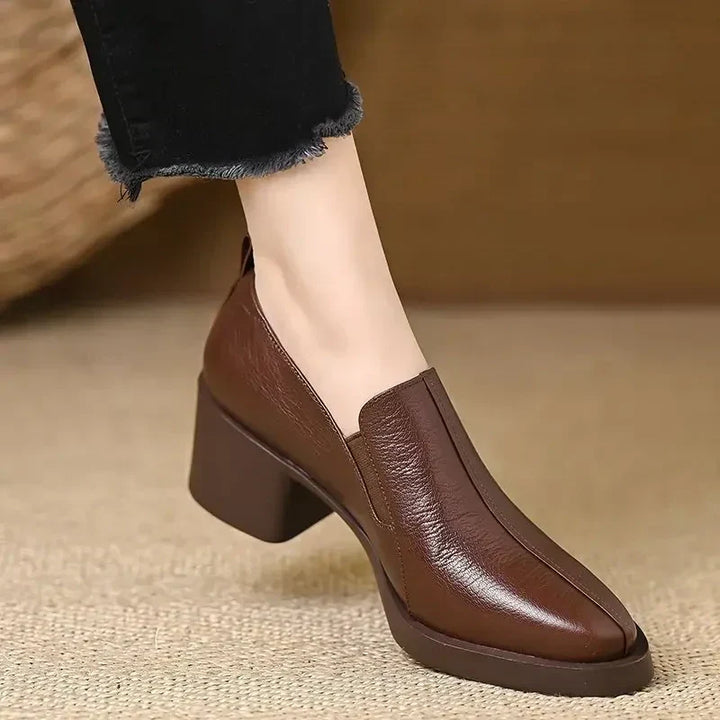 Carolyn – Talons Blocs