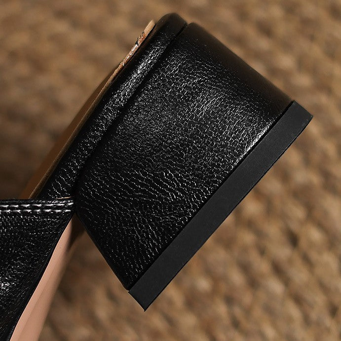 Astrid – Mules en cuir avec bout carré