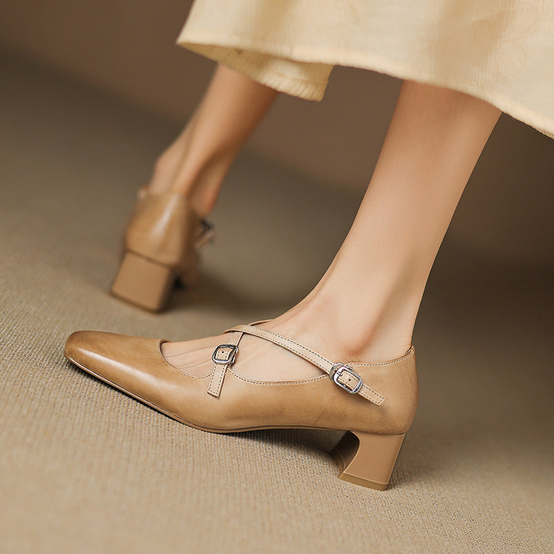 Béatrice – Leder Kitten Heels