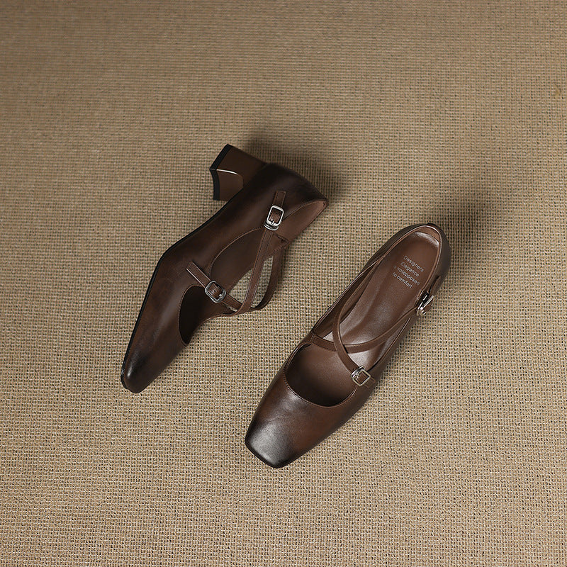 Béatrice – Leder Kitten Heels