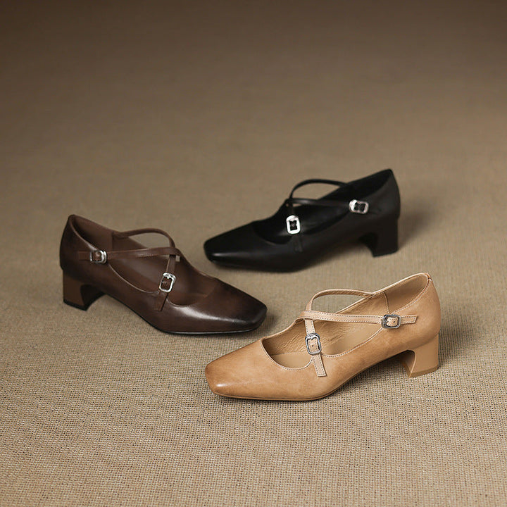 Béatrice – Leder Kitten Heels