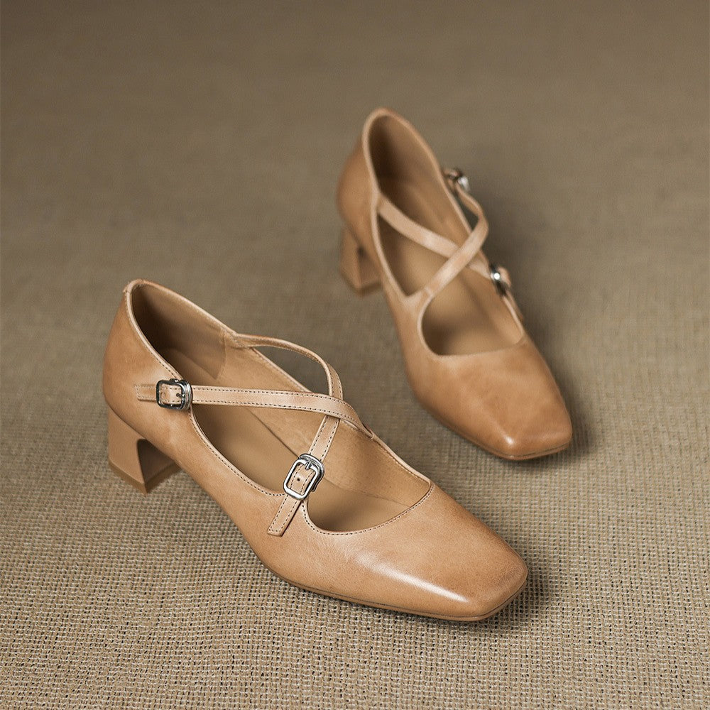 Béatrice – Leder Kitten Heels