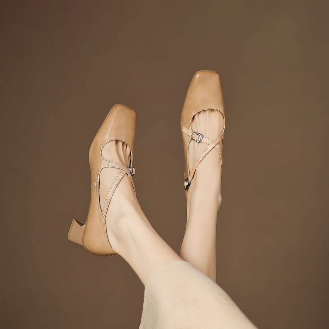 Béatrice – Leder Kitten Heels