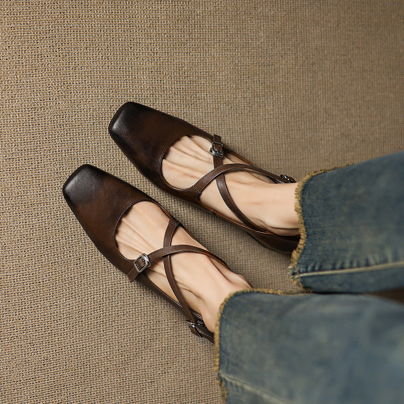 Béatrice – Leder Kitten Heels