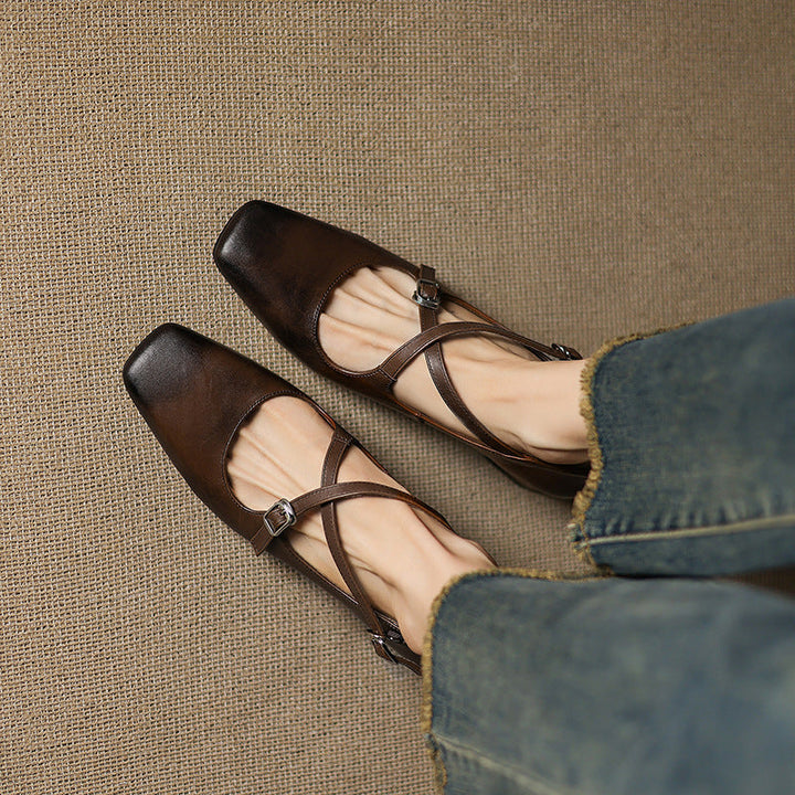 Béatrice – Leder Kitten Heels