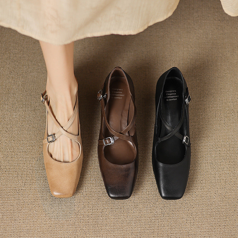 Béatrice – Leder Kitten Heels