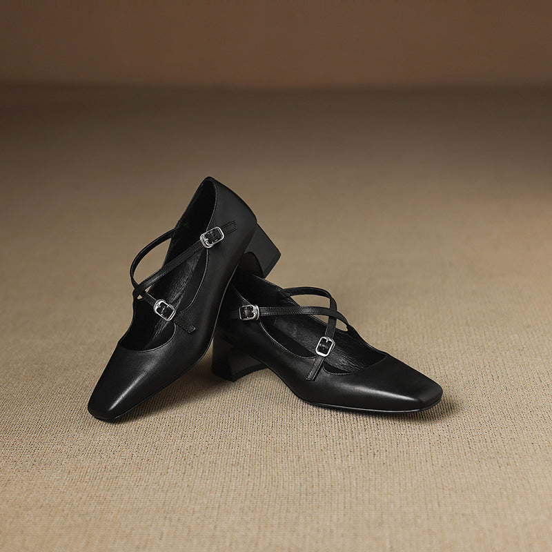 Béatrice – Leder Kitten Heels