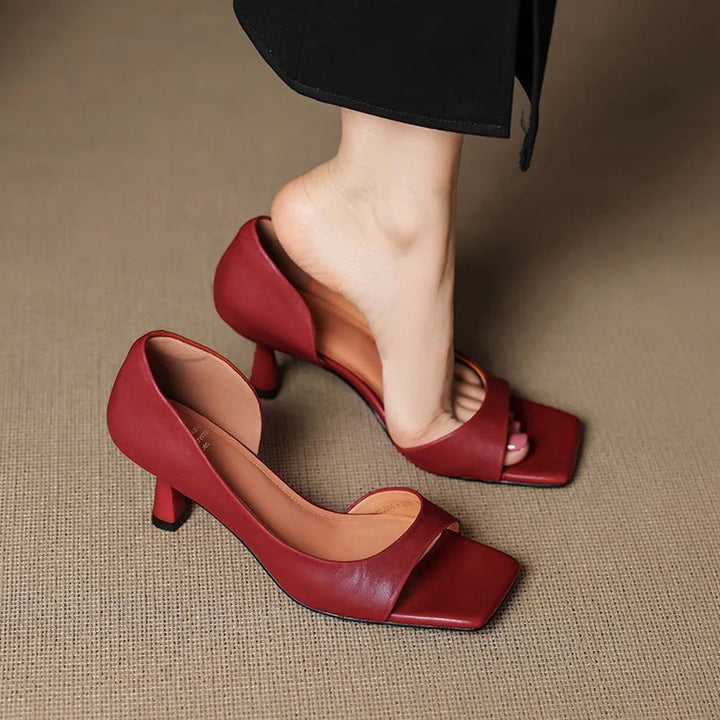 Corinne – Talons en cuir