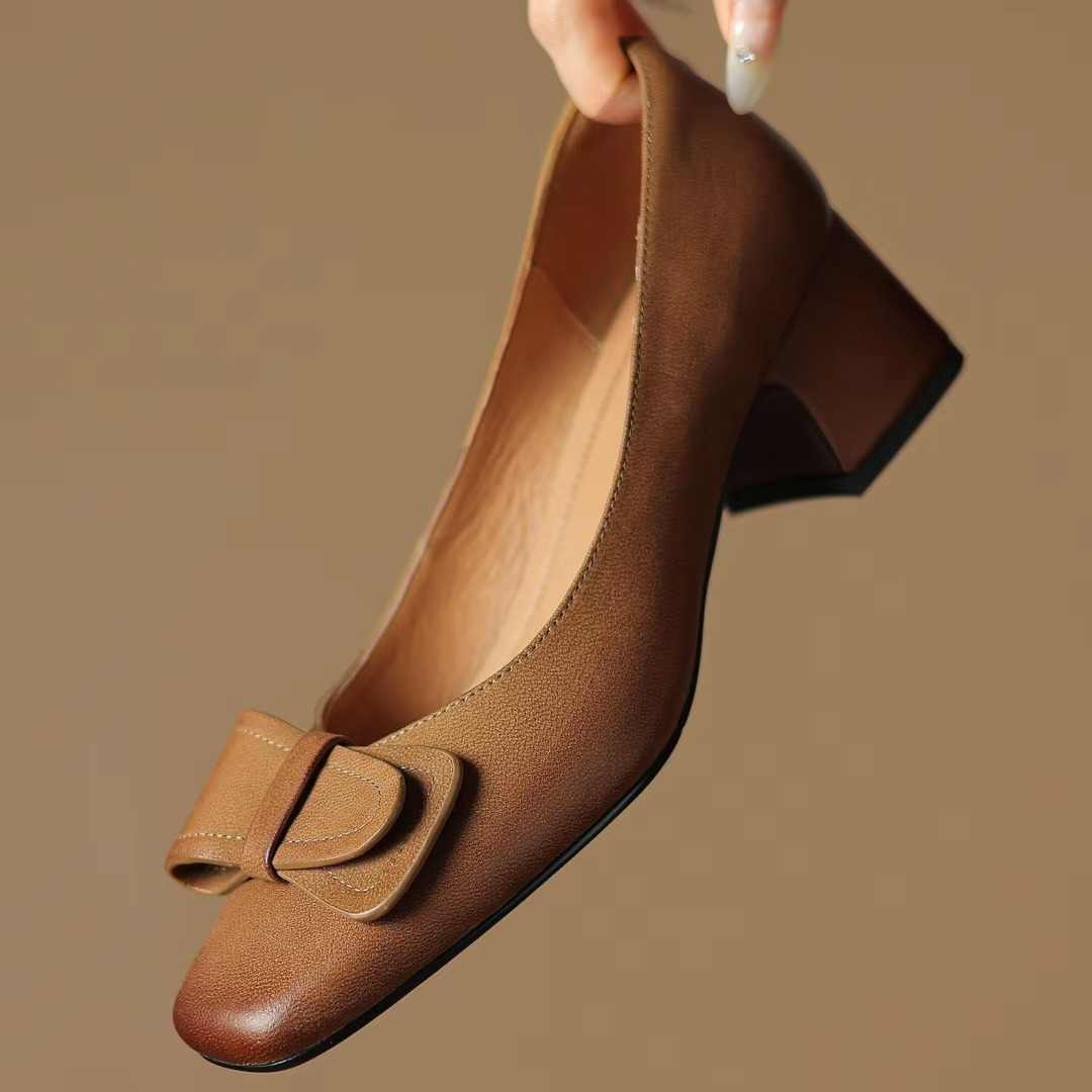 Roselle – Talons en cuir